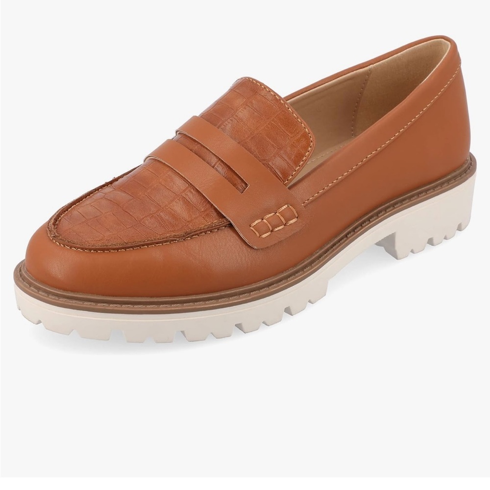 Journee Collection Tan; Size 9